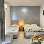 Adi Otel Saranda