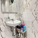 Adi Otel 2*