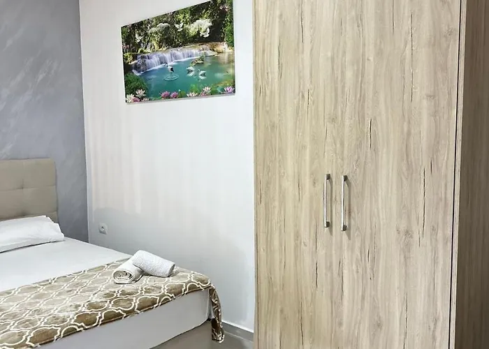 Adi Hotel Sarandë